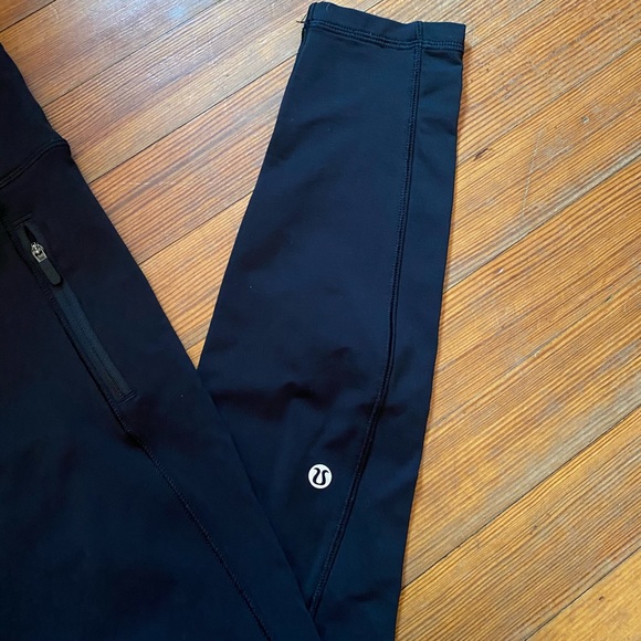 Lululemon Leggings with Side Zip Pockets - Picture 2 of 3
